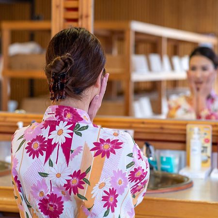 Kusatsu-Onsen Hotel Resort Кусацу Екстериор снимка