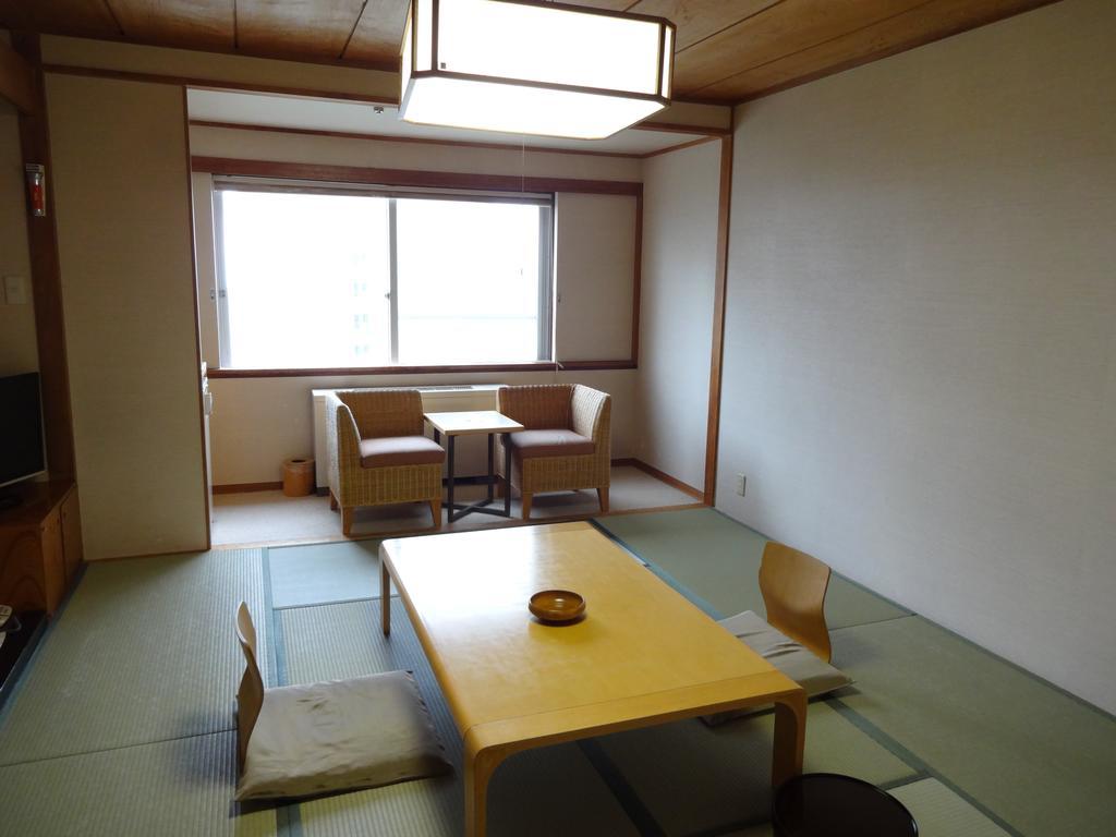Kusatsu-Onsen Hotel Resort Кусацу Екстериор снимка