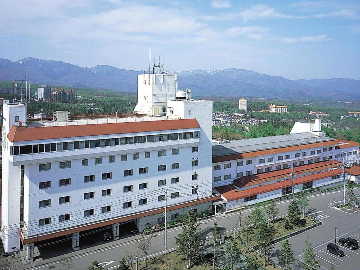 Kusatsu-Onsen Hotel Resort Кусацу Екстериор снимка