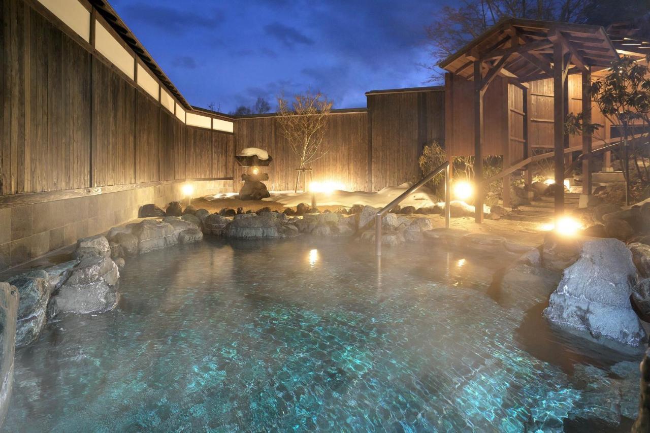 Kusatsu-Onsen Hotel Resort Кусацу Екстериор снимка
